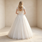 Glitzerndes Prinzessin Ballkleid Weiß Bodenlang | Luxus Abendkleid mit Feiner Spitzenstickerei, Cap-Ärmeln und Strass-Gürtel