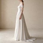 Schulterfreies Satin Abendkleid mit Drapee-Effekt – Elegantes Maxikleid