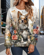 Damen Sweatshirt mit 3D-Hundemotiv & Rosen: Elegantes Aquarell-Design (Longhair Terrier), Rundhals, Beige/Mehrfarbig, Ganzjährig S-5XL