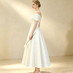 Elegantes A-Linien Satin-Abendkleid mit Carmen-Ausschnitt, Wadenlanges Gala Kleid Weiß