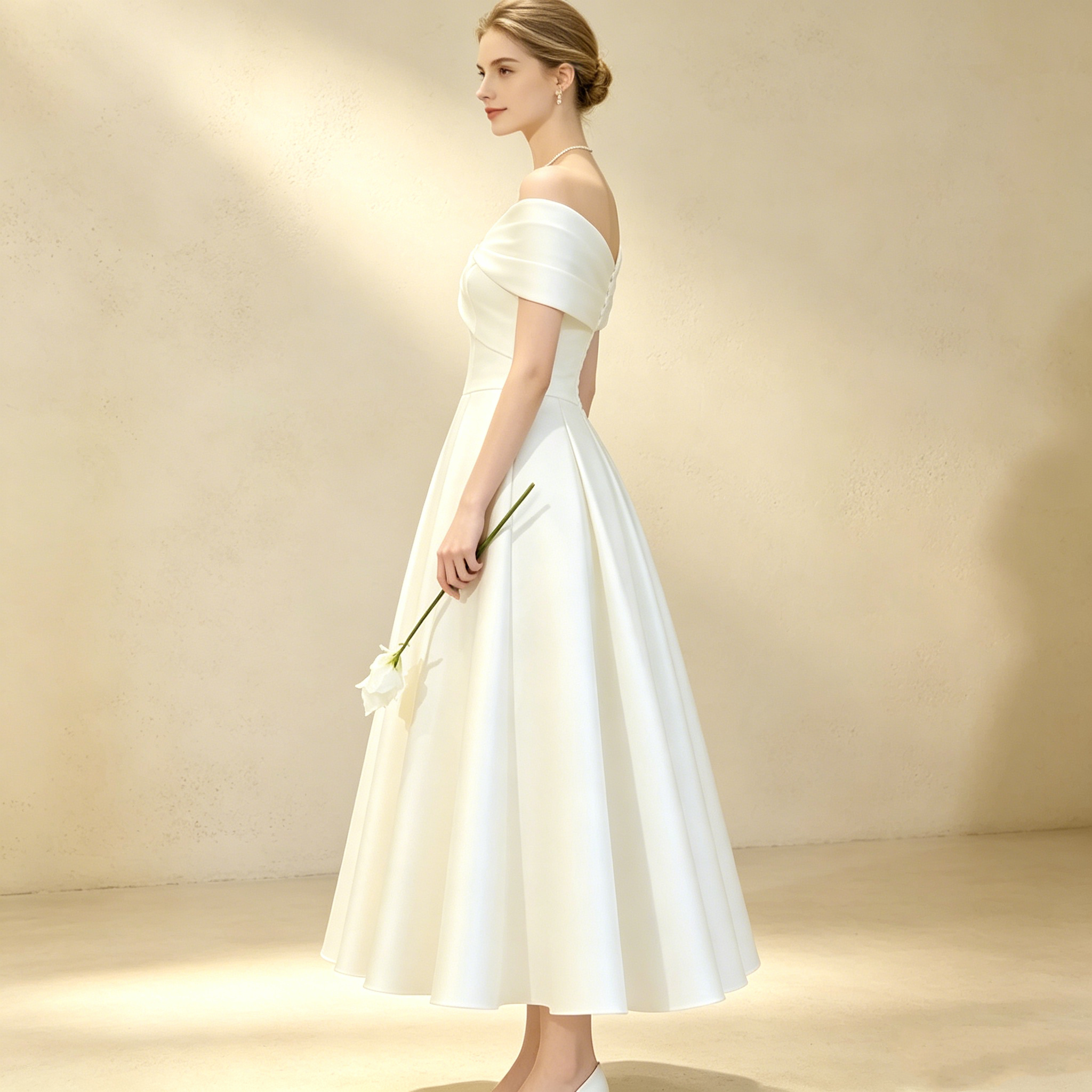 Elegantes A-Linien Satin-Abendkleid mit Carmen-Ausschnitt, Wadenlanges Gala Kleid Weiß
