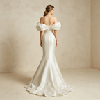 Schulterfreies Meerjungfrau Abendkleid mit Rüschen – Satin Maxikleid