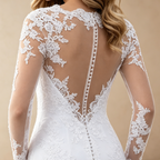 Elegantes Meerjungfrau Abendkleid in Weiß mit Schleppe | Figurbetontes Spitzenkleid mit Langen Ärmeln und Transparentem Ausschnitt