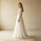 Elegantes High-Neck Abendkleid mit Spitze – Stilvolles Langarm Maxi-Festkleid in Weiß