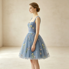 Elegantes Cocktailkleid kurz mit Blumenstickerei | Florales Tüll-Minikleid