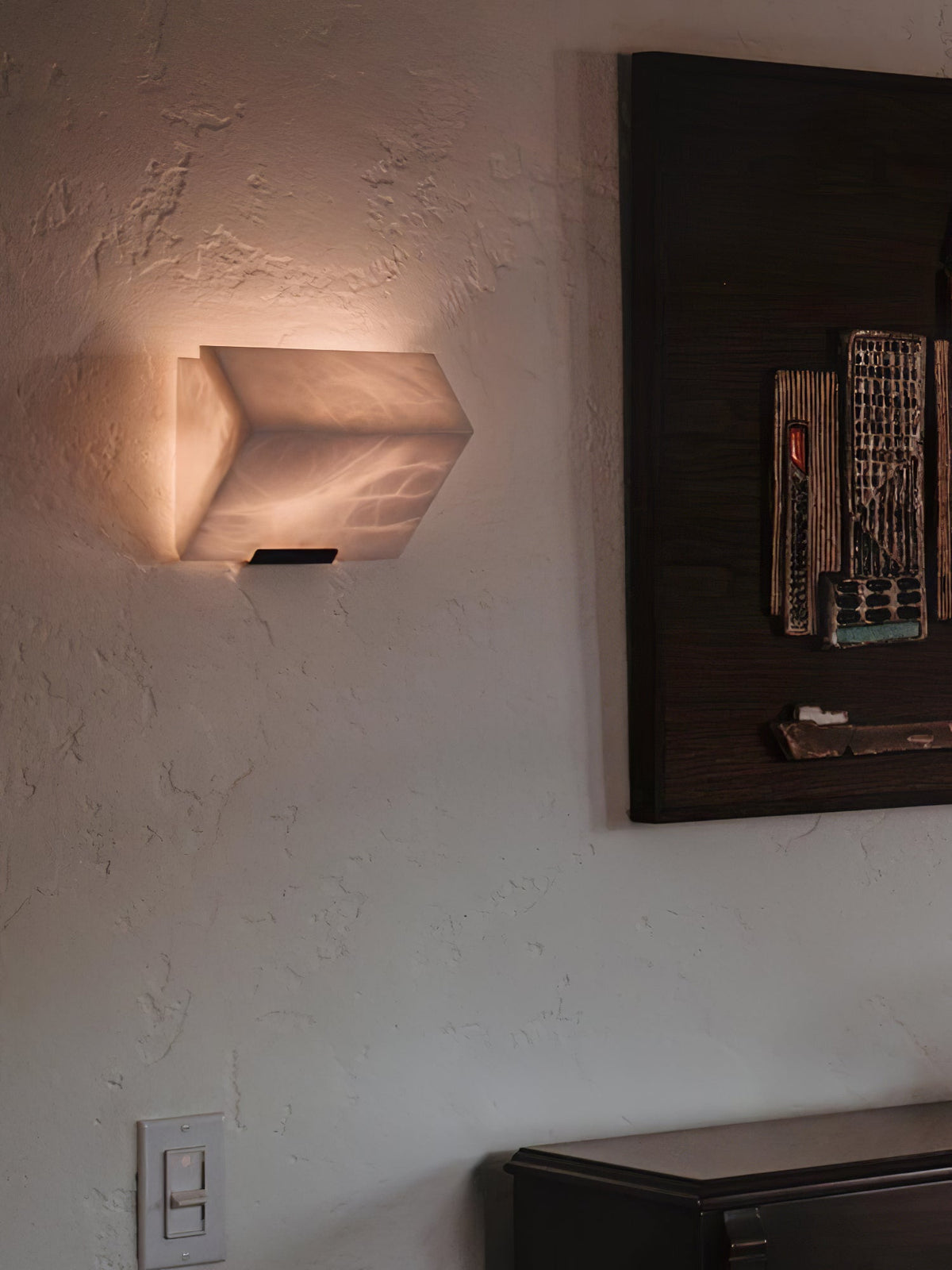 Alabaster Staircase Plug-in Wall Lamp
