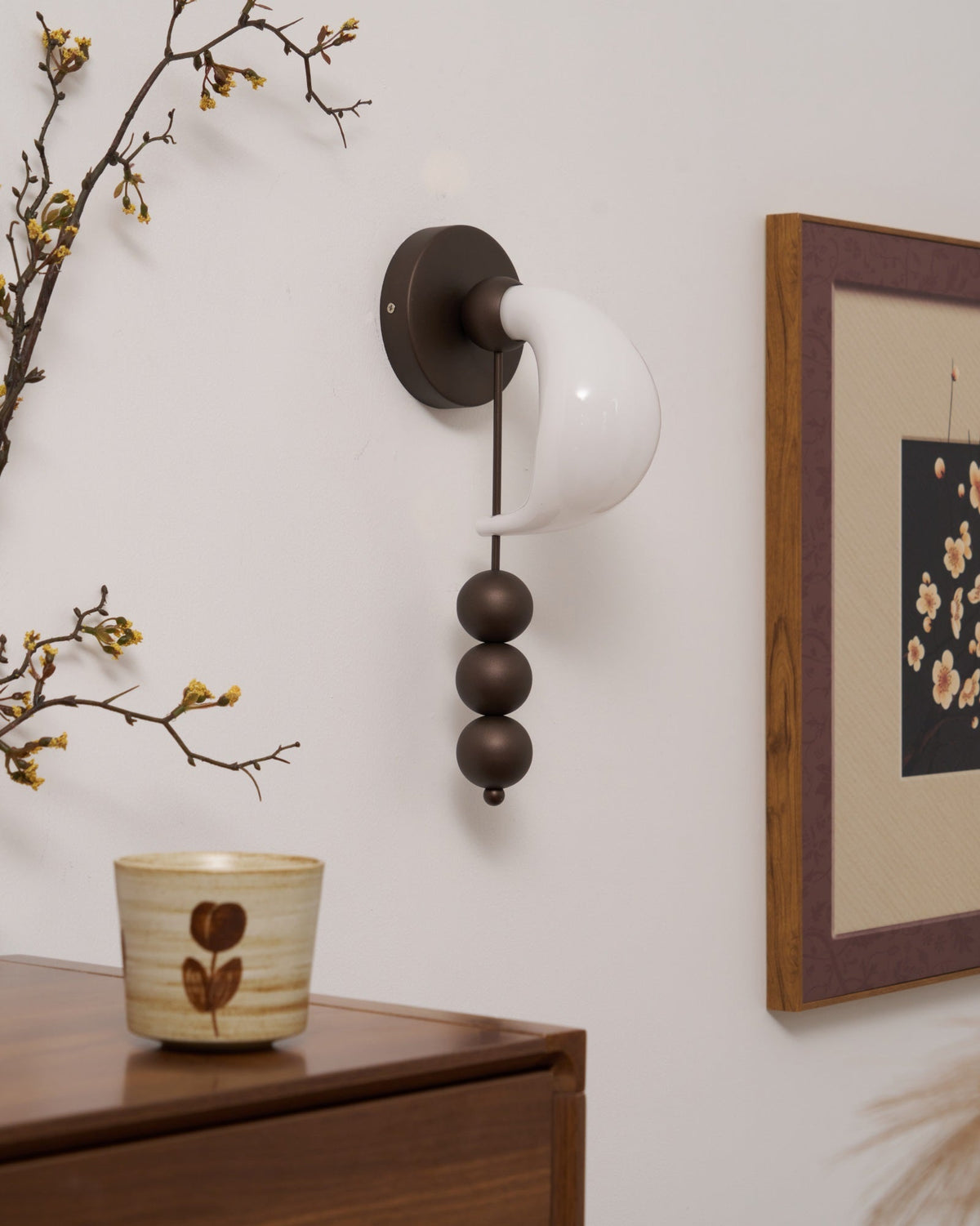 Alabris Wall Light