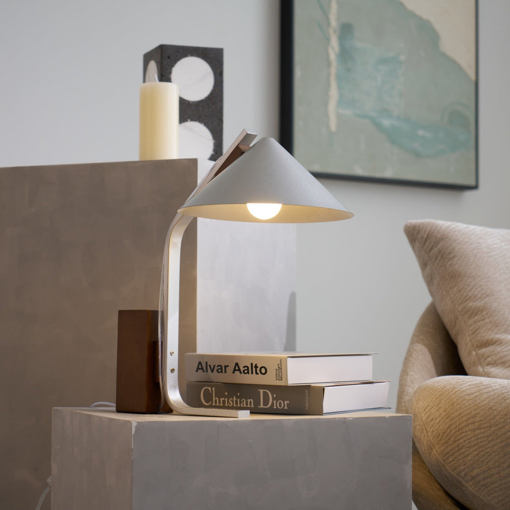 Arclune Desk Lamp