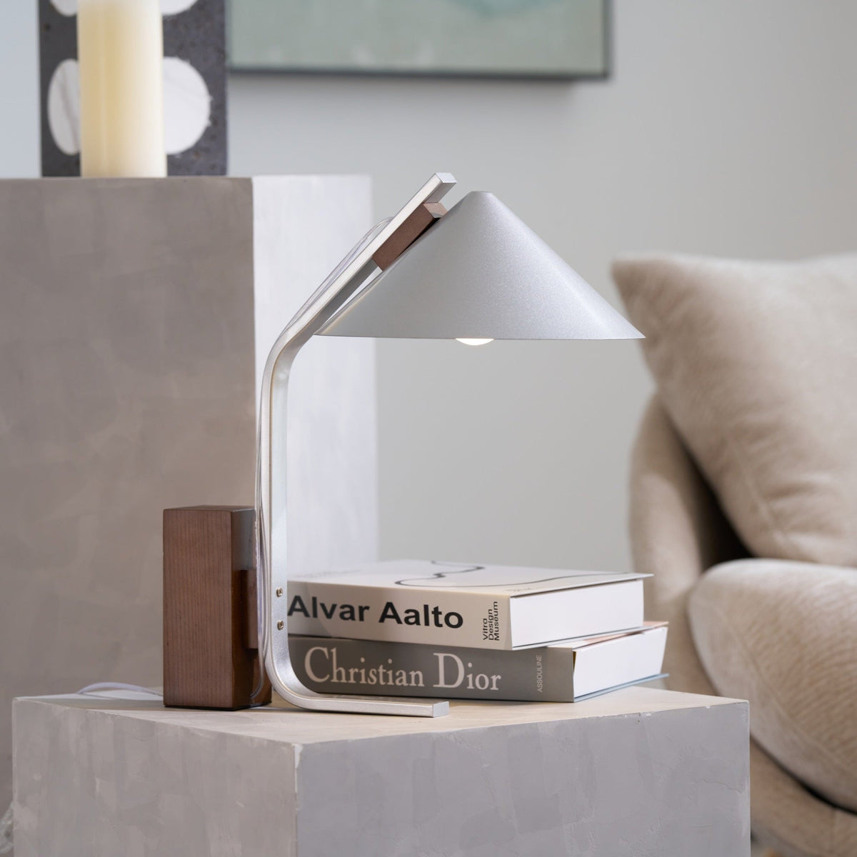Arclune Desk Lamp
