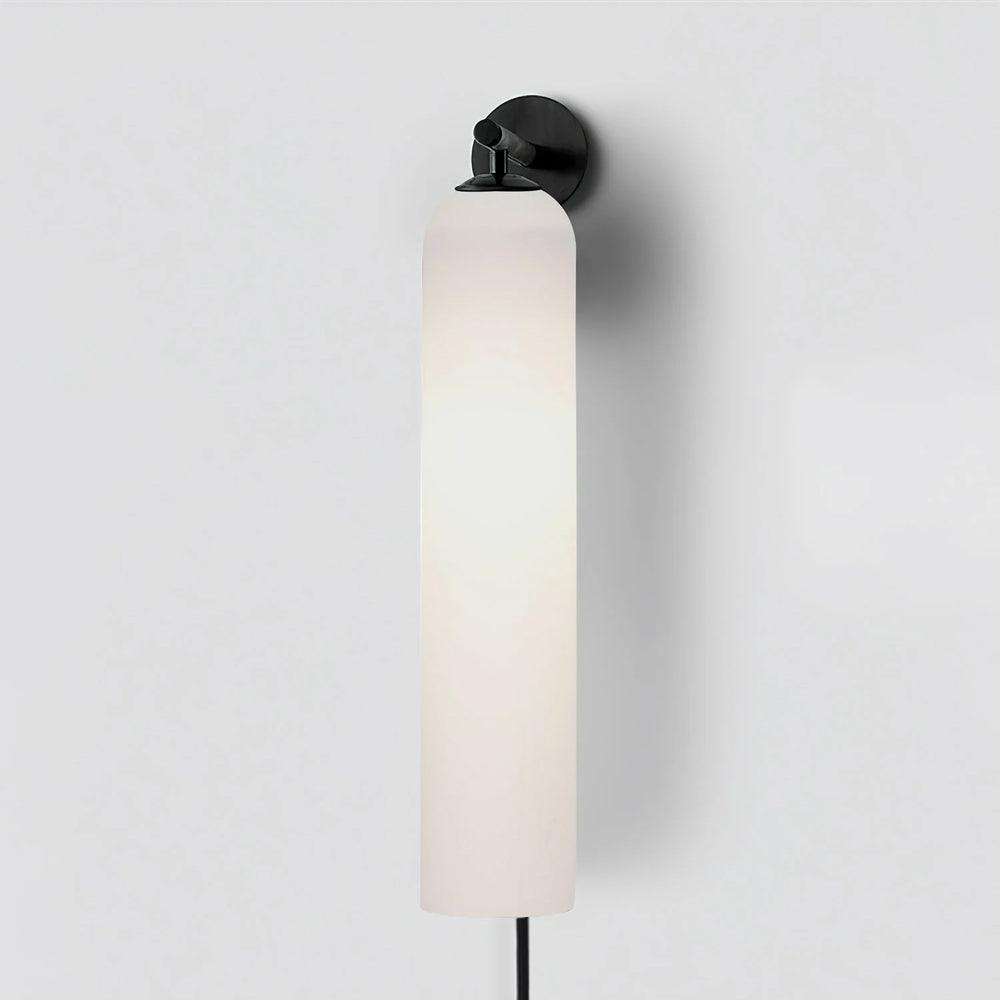 Art Glass Plug-In Sconce Black / Milky White / US Plug Wall lamp