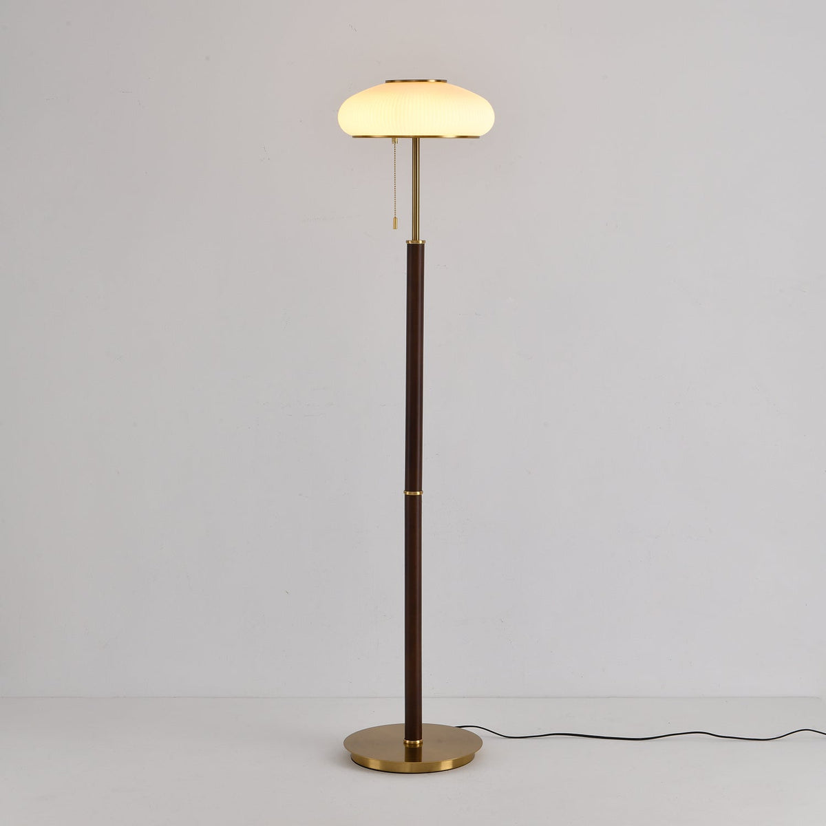 Arvia Floor Lamp
