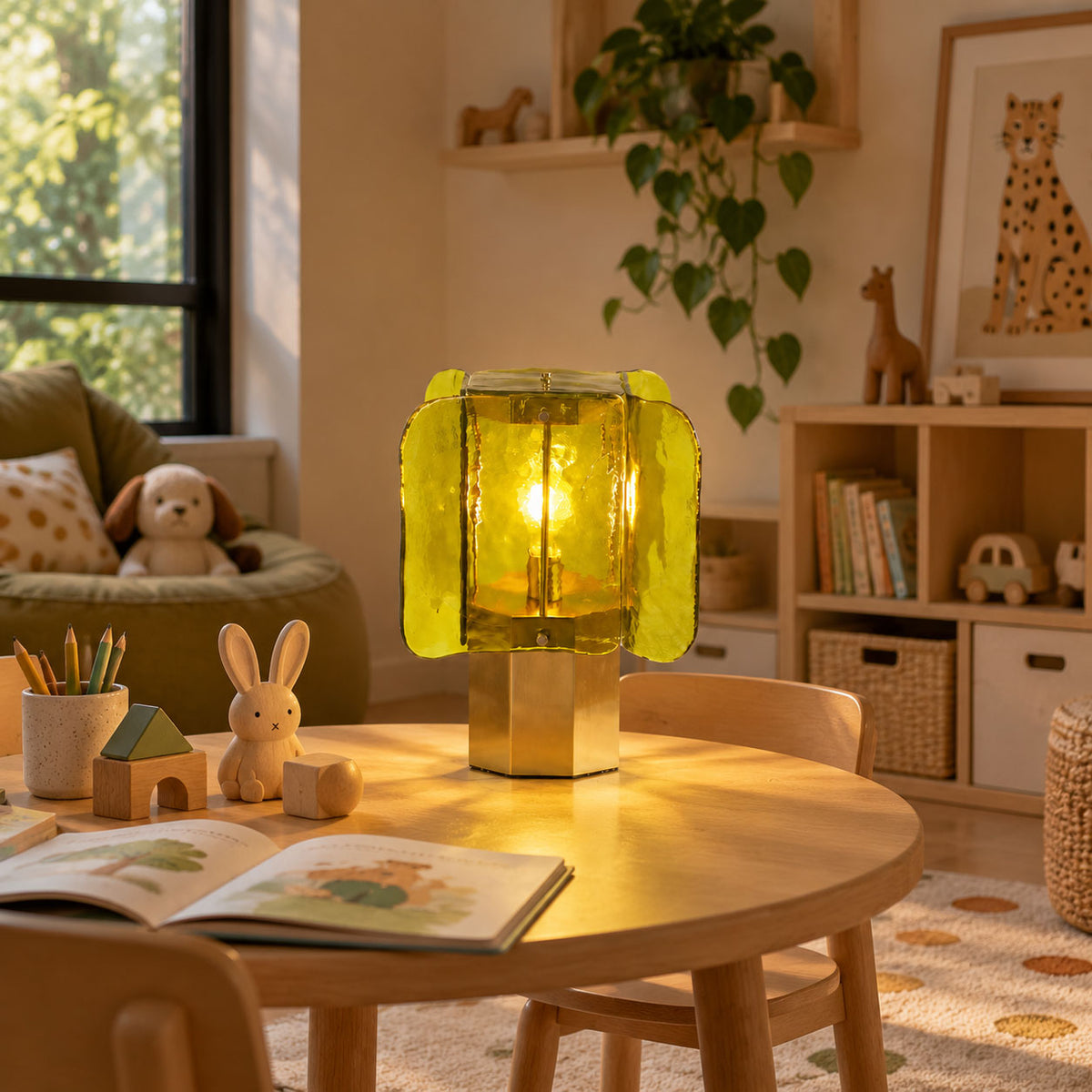 Aurelia Glass Table Lamp