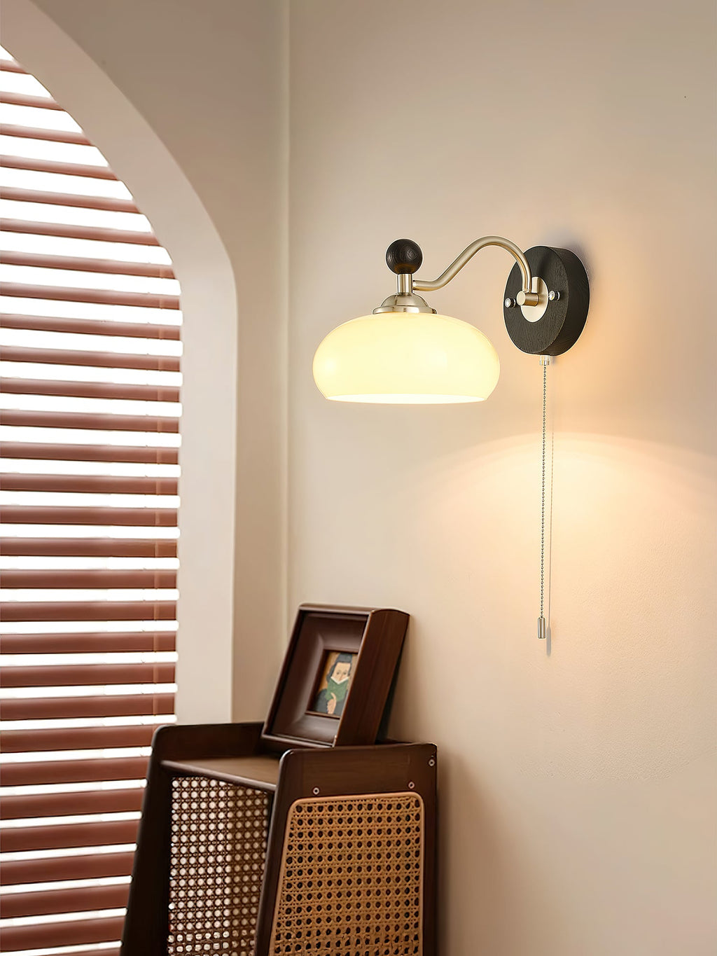Aurelo Wall Lamp