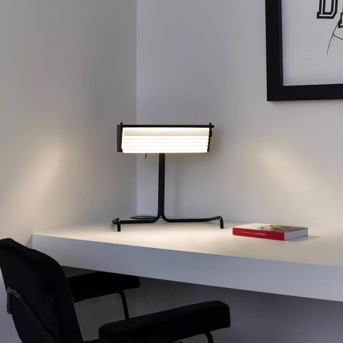 Xalor Table Lamp