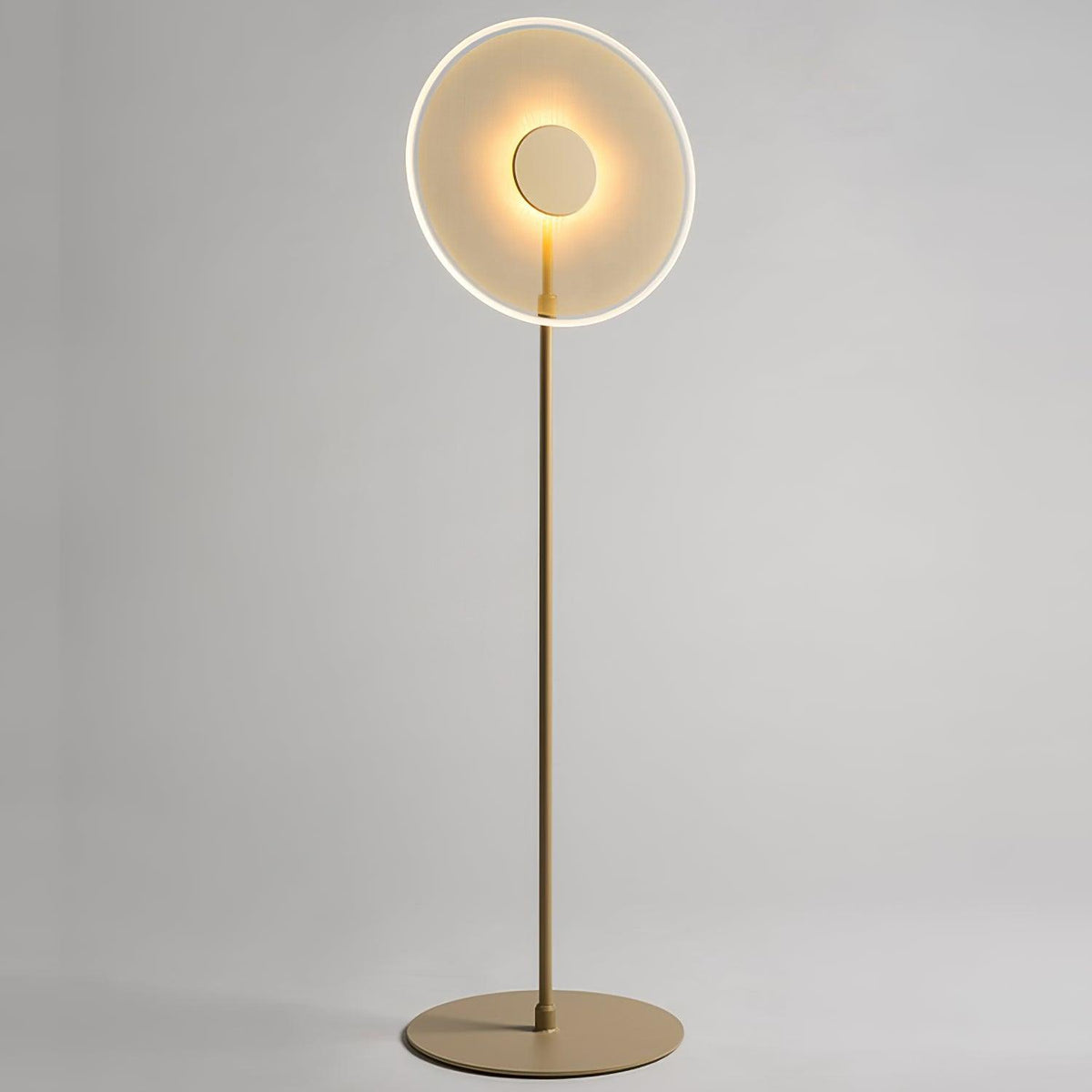 Blass Genesis Floor Lamp ∅ 14.9″ x H 59″ / Dia 38cm x H 150cm / Gold / US plug Floor lamp
