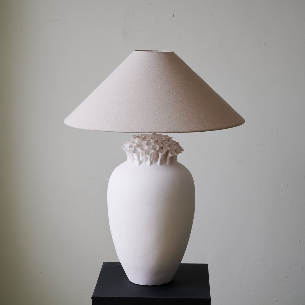 Blossom Crest Ceramic Table Lamp