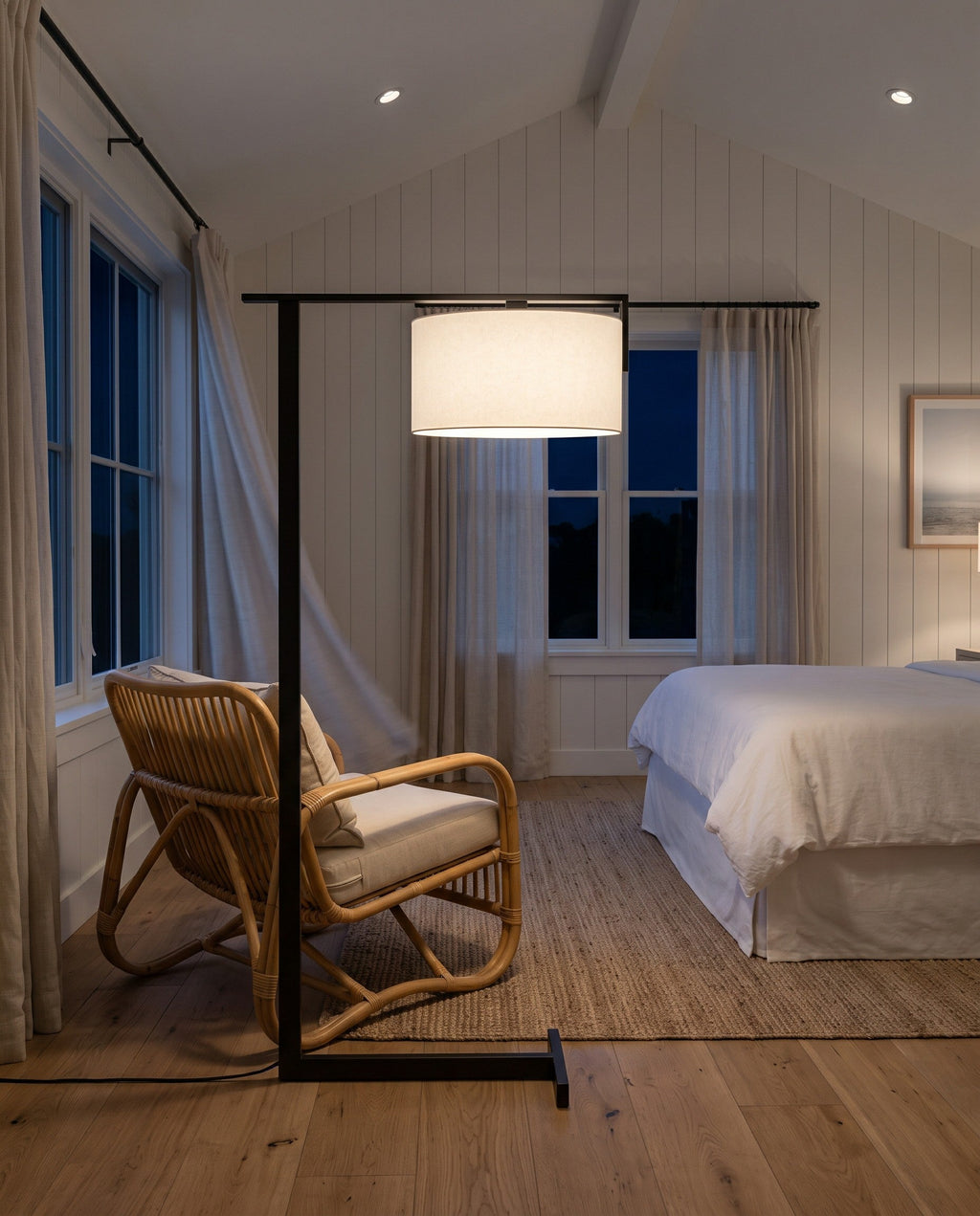 Cantilever Floor Lamp