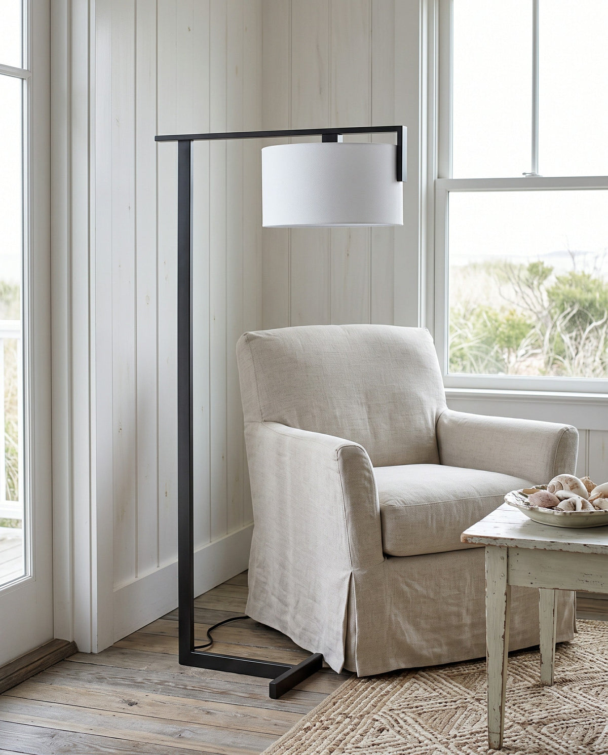 Cantilever Floor Lamp