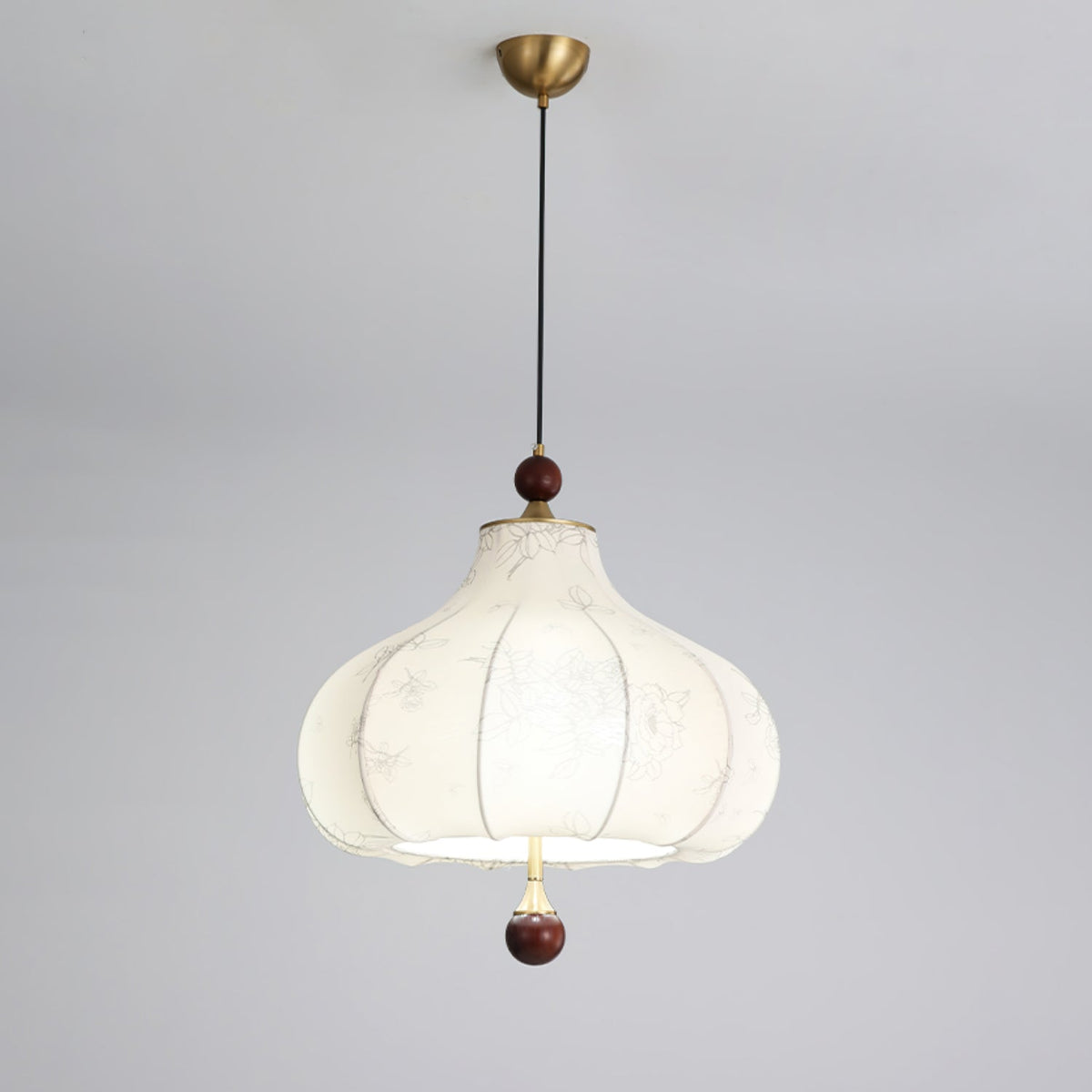 Chestnut Bloom Pendant Lamp ∅ 23.6″ x H 26″ / Gold & White Pendant light