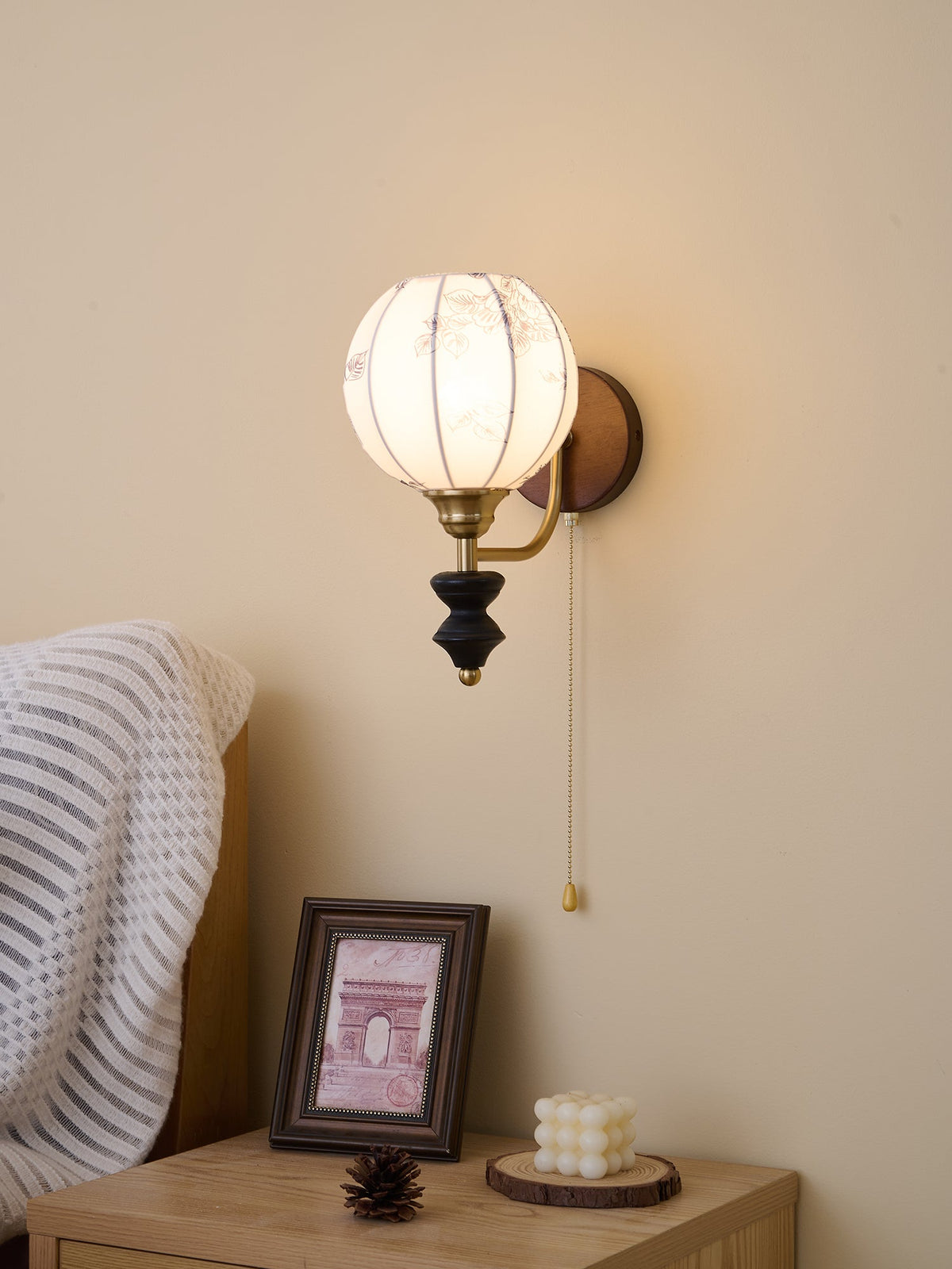 Clarendon Wall Lamp