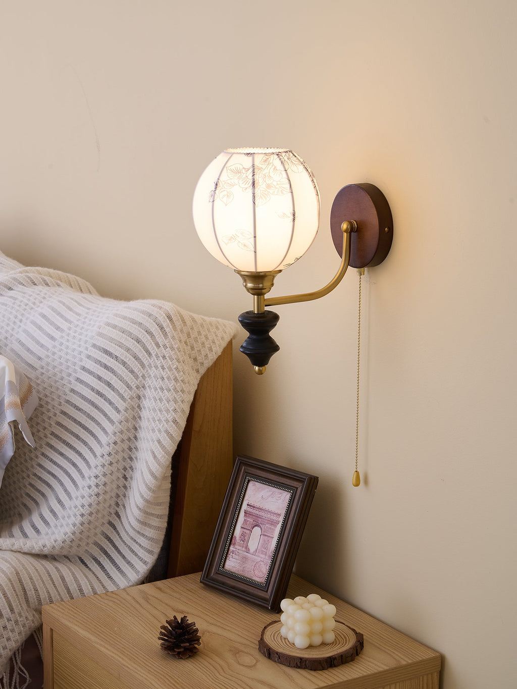 Clarendon Wall Lamp