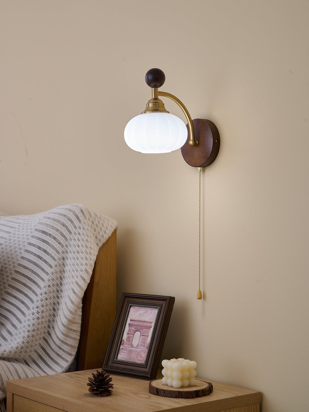 Clarendon Wall Lamp