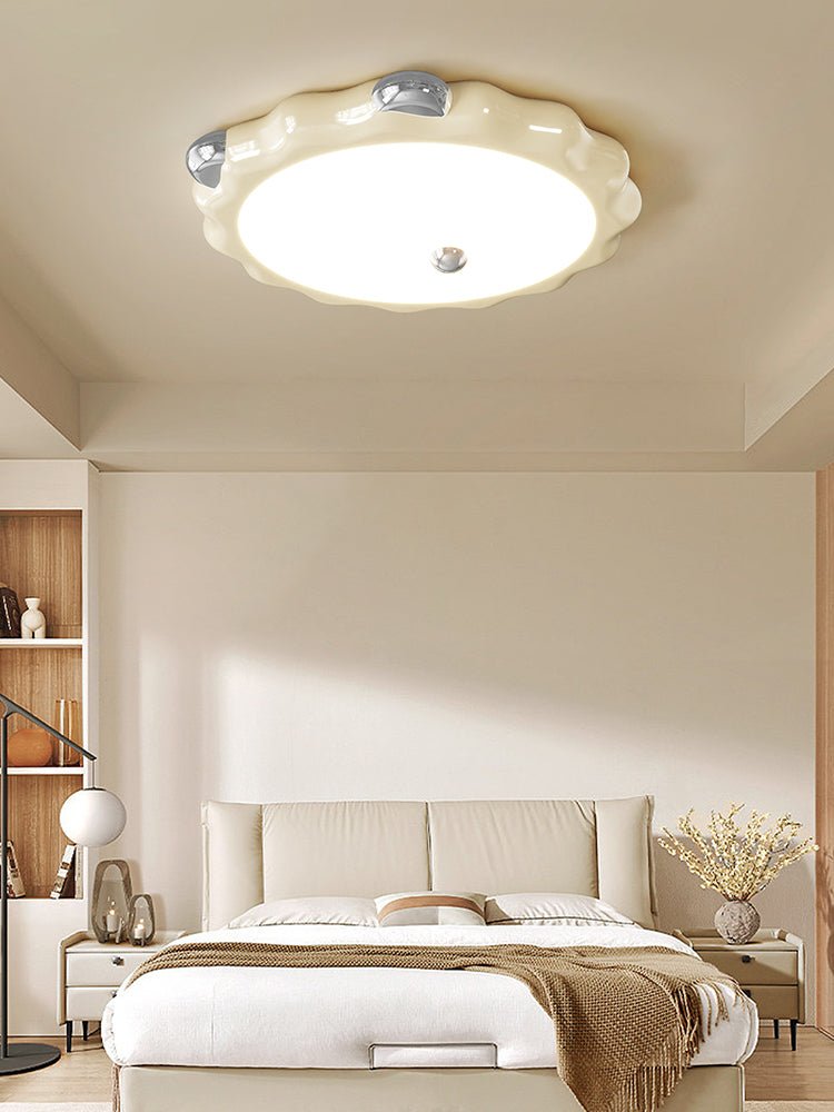 Cream Puffering Ceiling Light – StarNagel