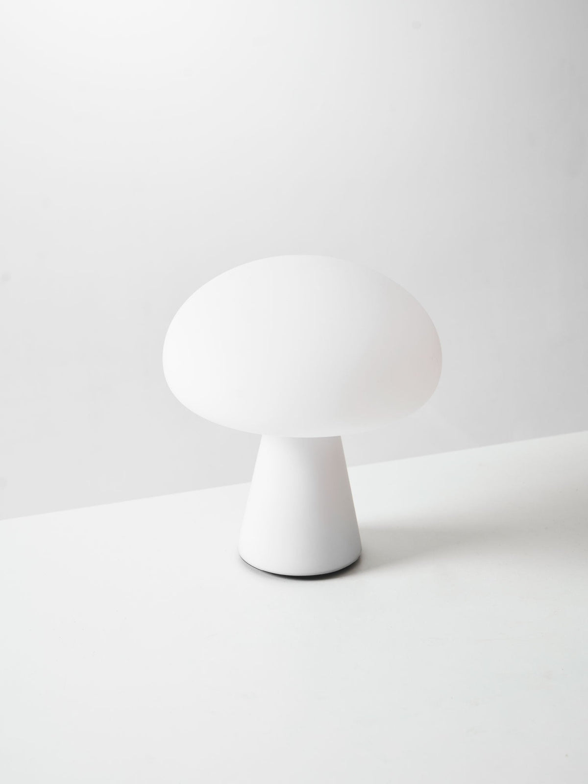 Obello Portable Rechargeable Table Light
