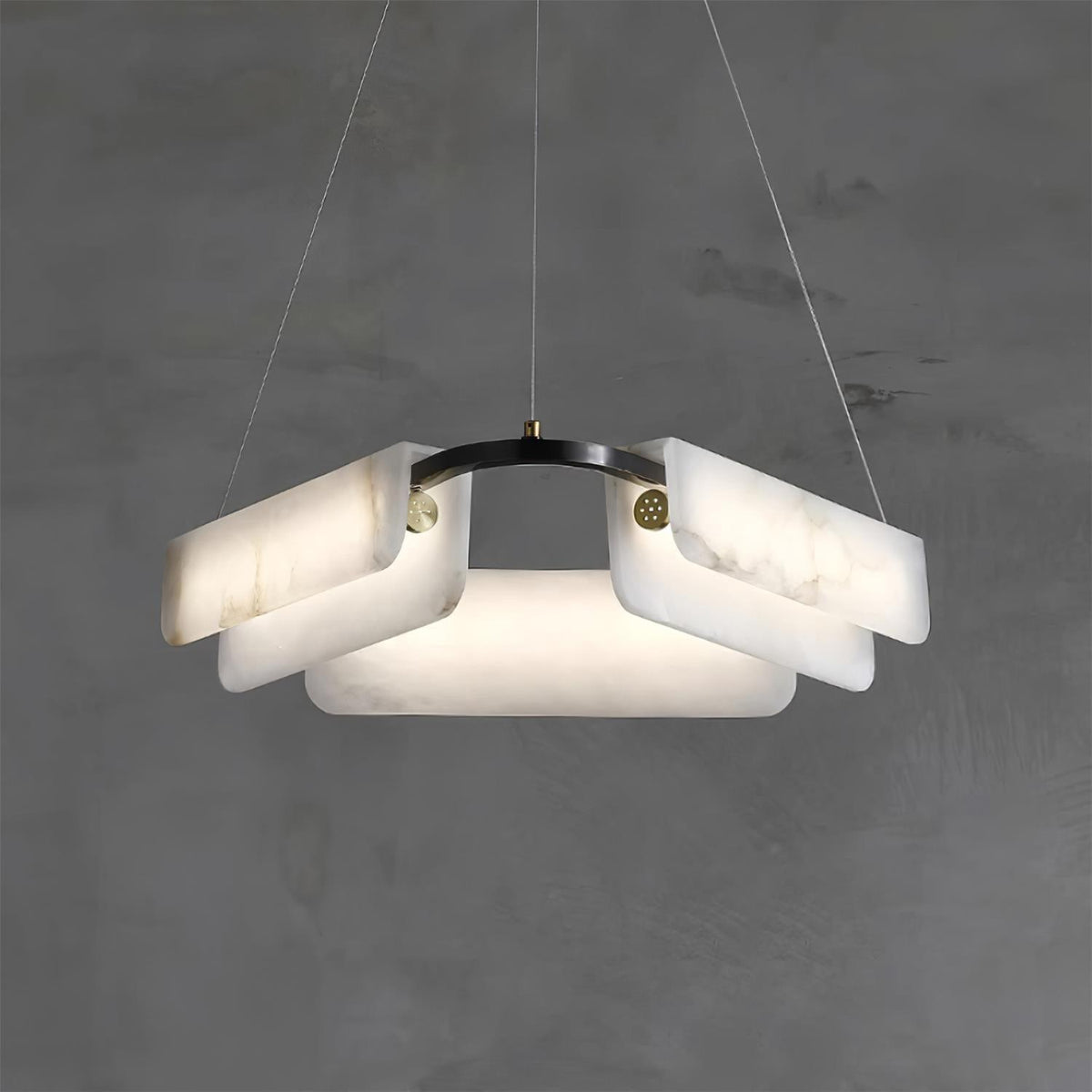 Delia Alabaster Chandelier ∅ 23.6″ x H 4.7″ / Dia 60cm x H 12cm / Black & White Alabaster / Warm White Chandelier