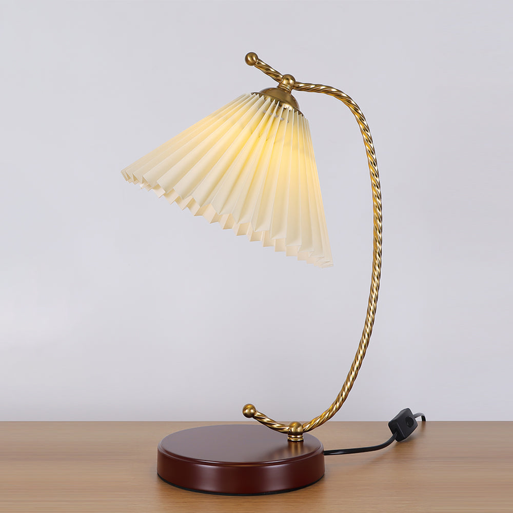 Dotty Table Lamp Dia 18cm x H 45cm / ∅ 7.1″ x H 17.7″ / Model A Beige & Walnut color / US Plug Table lamp