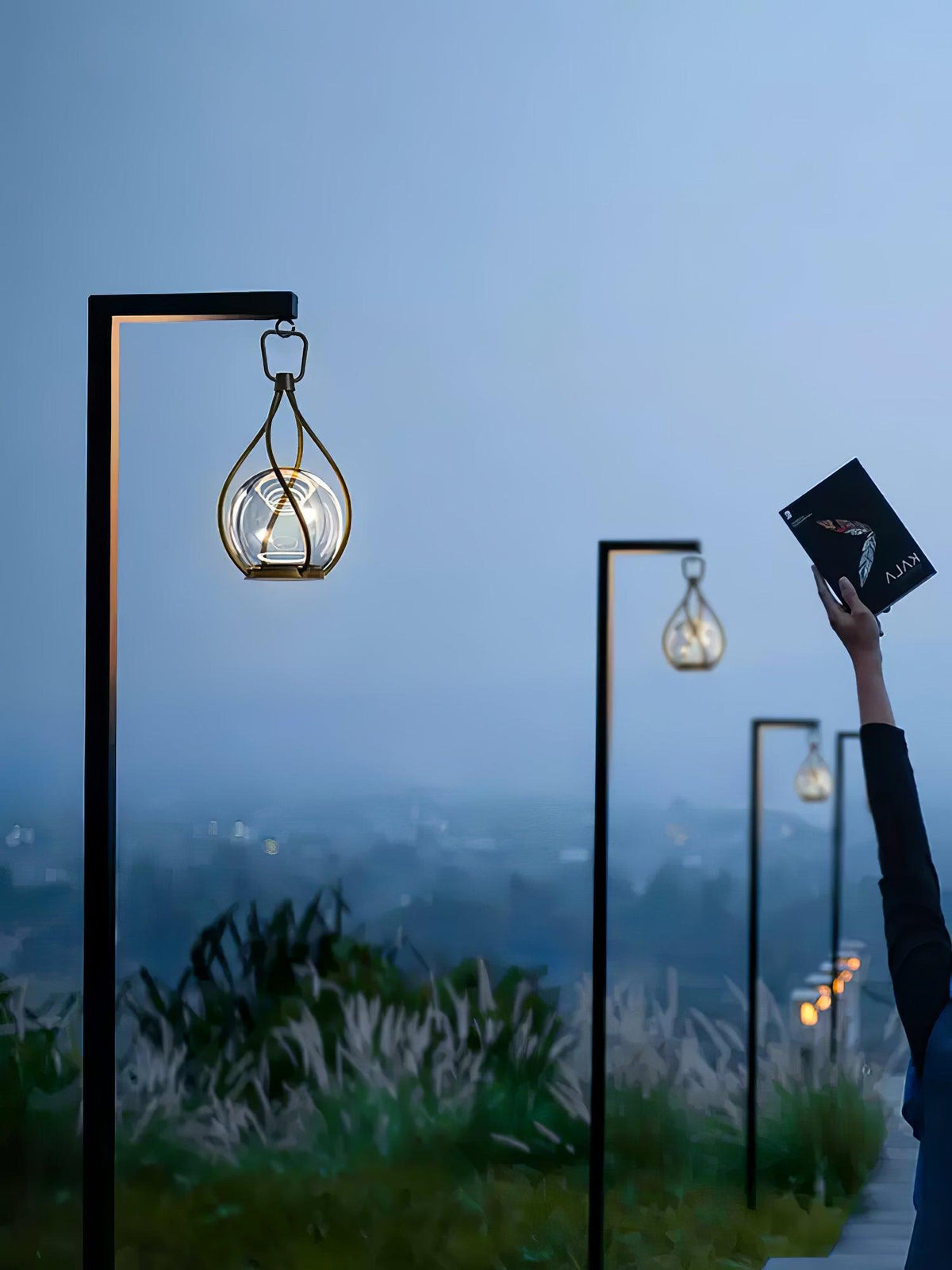 Crescent Orb Lantern Rechargeable Table lamp