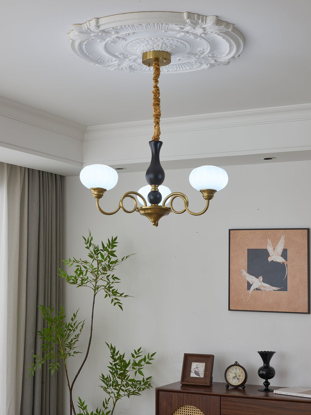 Elaris Chandelier