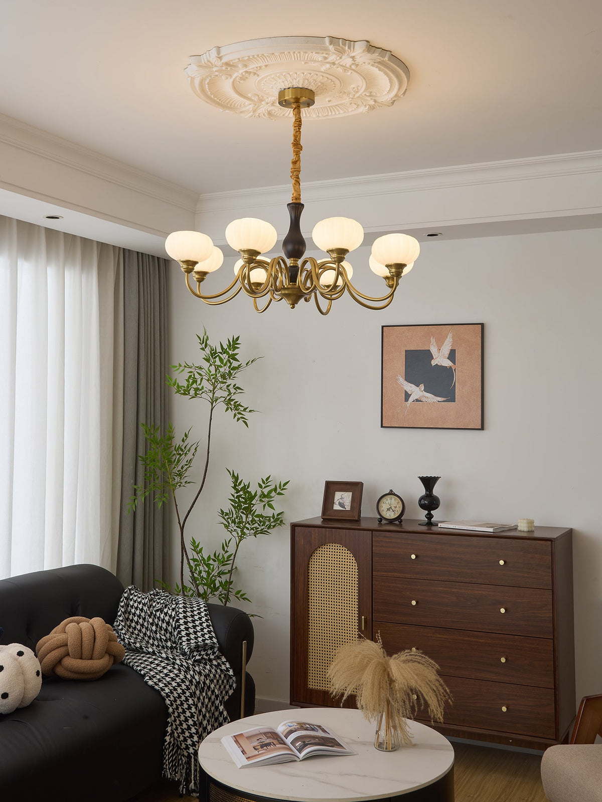 Elaris Chandelier