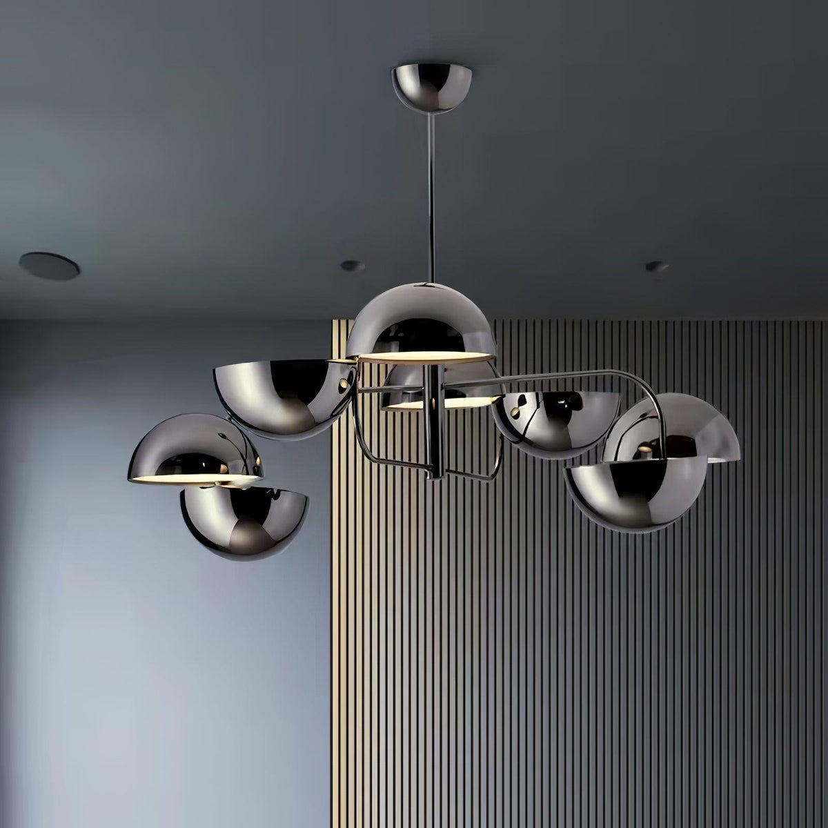 Elisabeth Penta Chandelier ∅ 31.5 x H 39″ / Dia 80cm x H 100cm / Black Chandelier