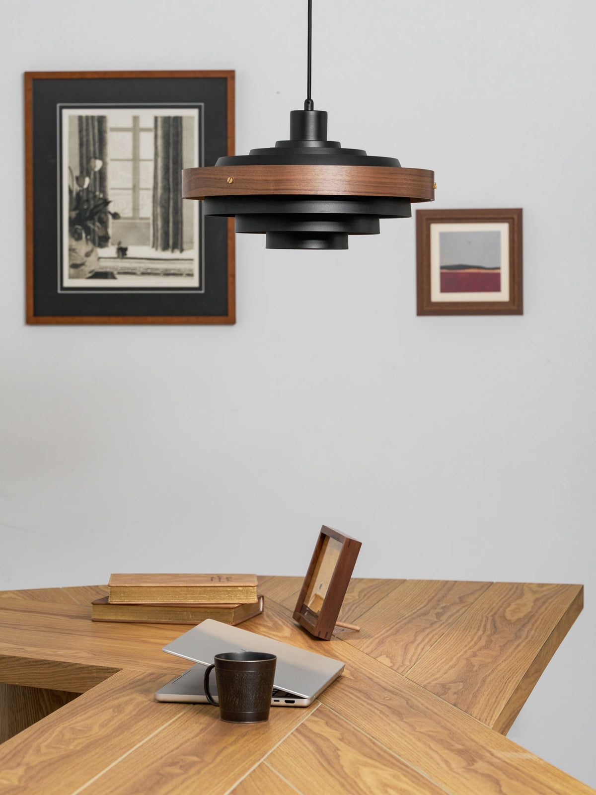 Elric Pendant Light