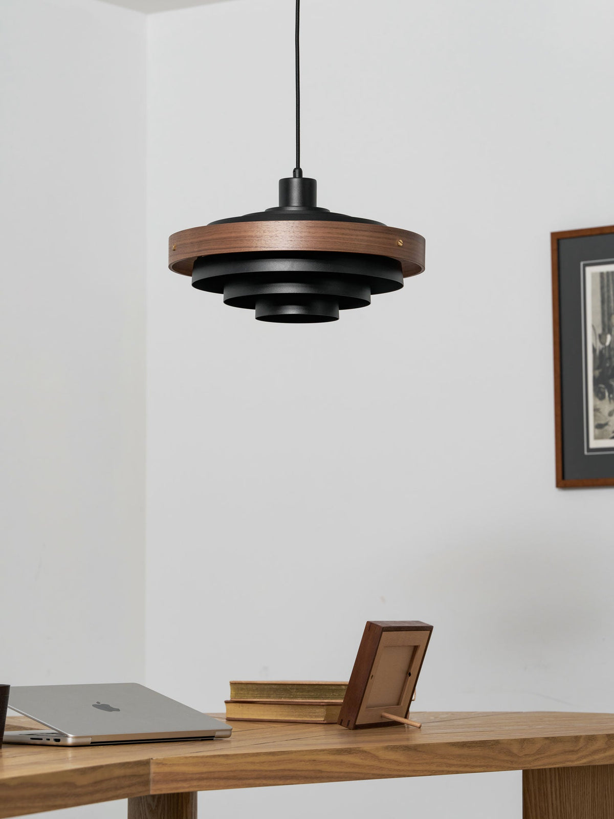 Elric Pendant Light