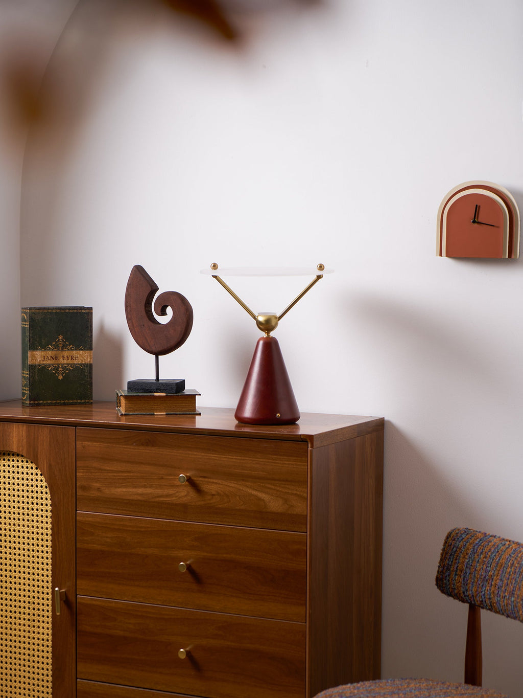 Equoray Table Lamp