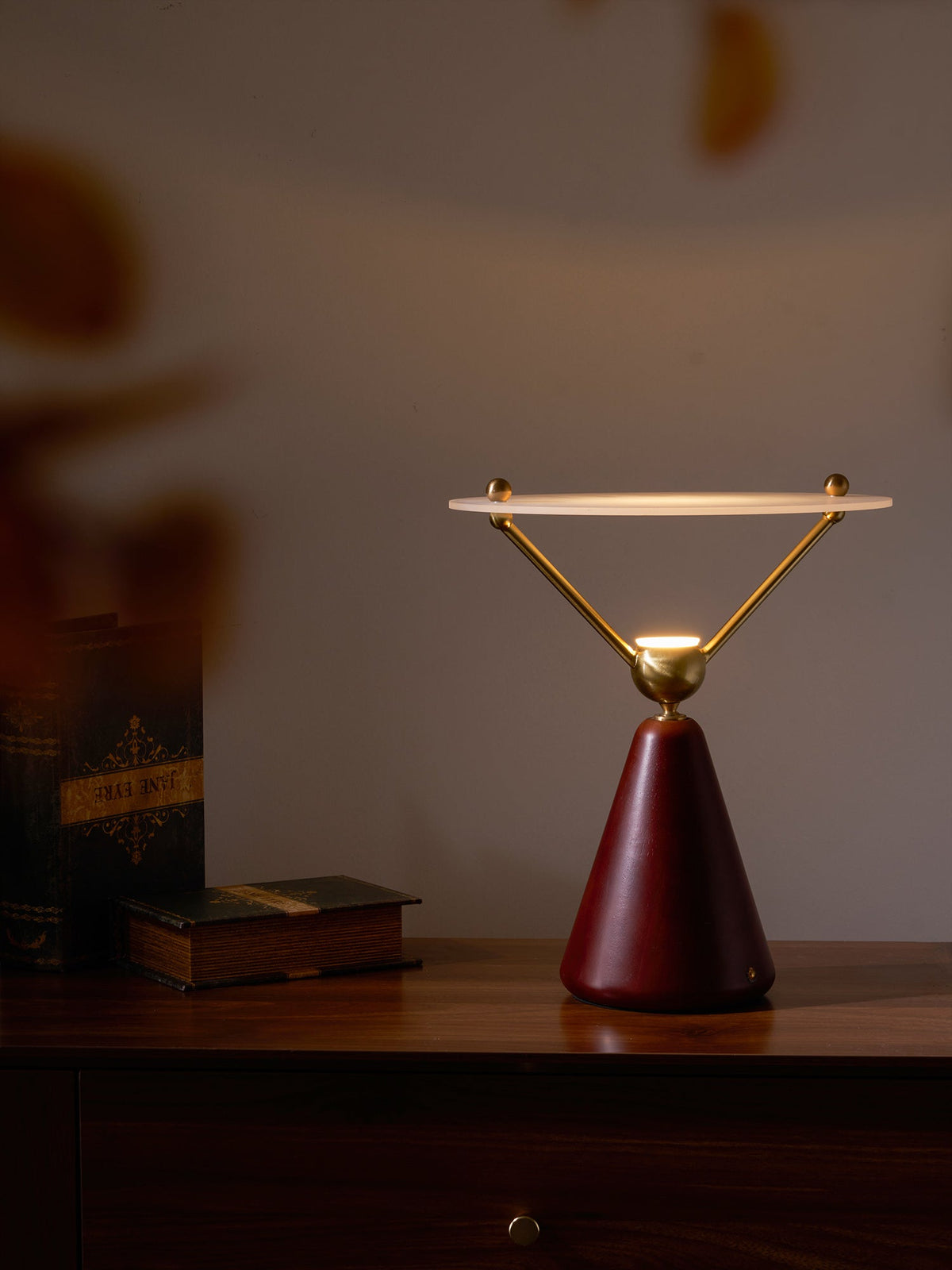 Equoray Table Lamp