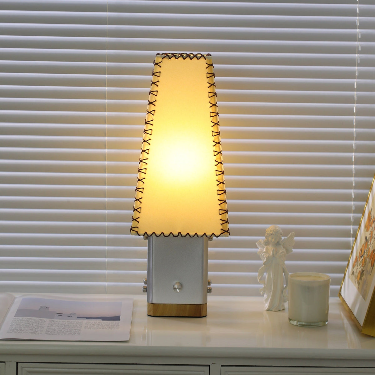 Estela Table Lamp