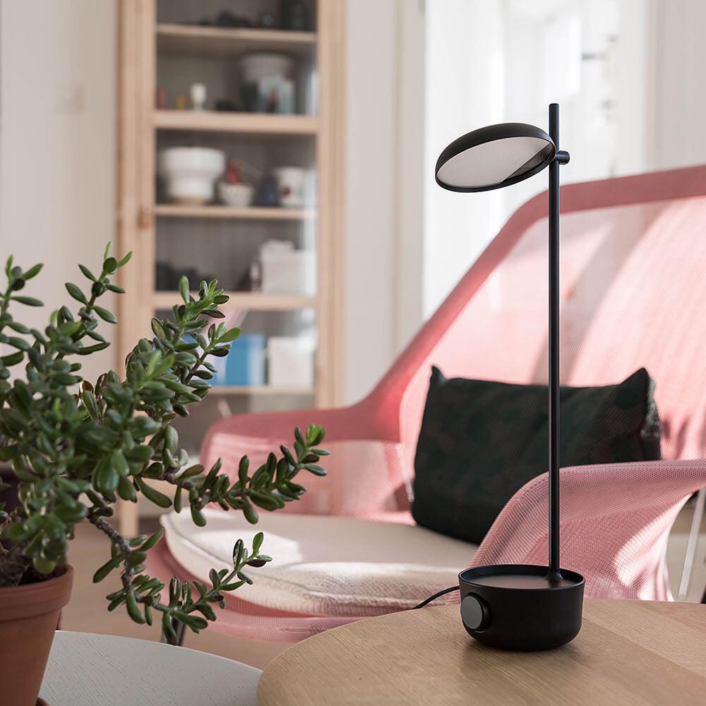 Focal LED Reading light table lamp