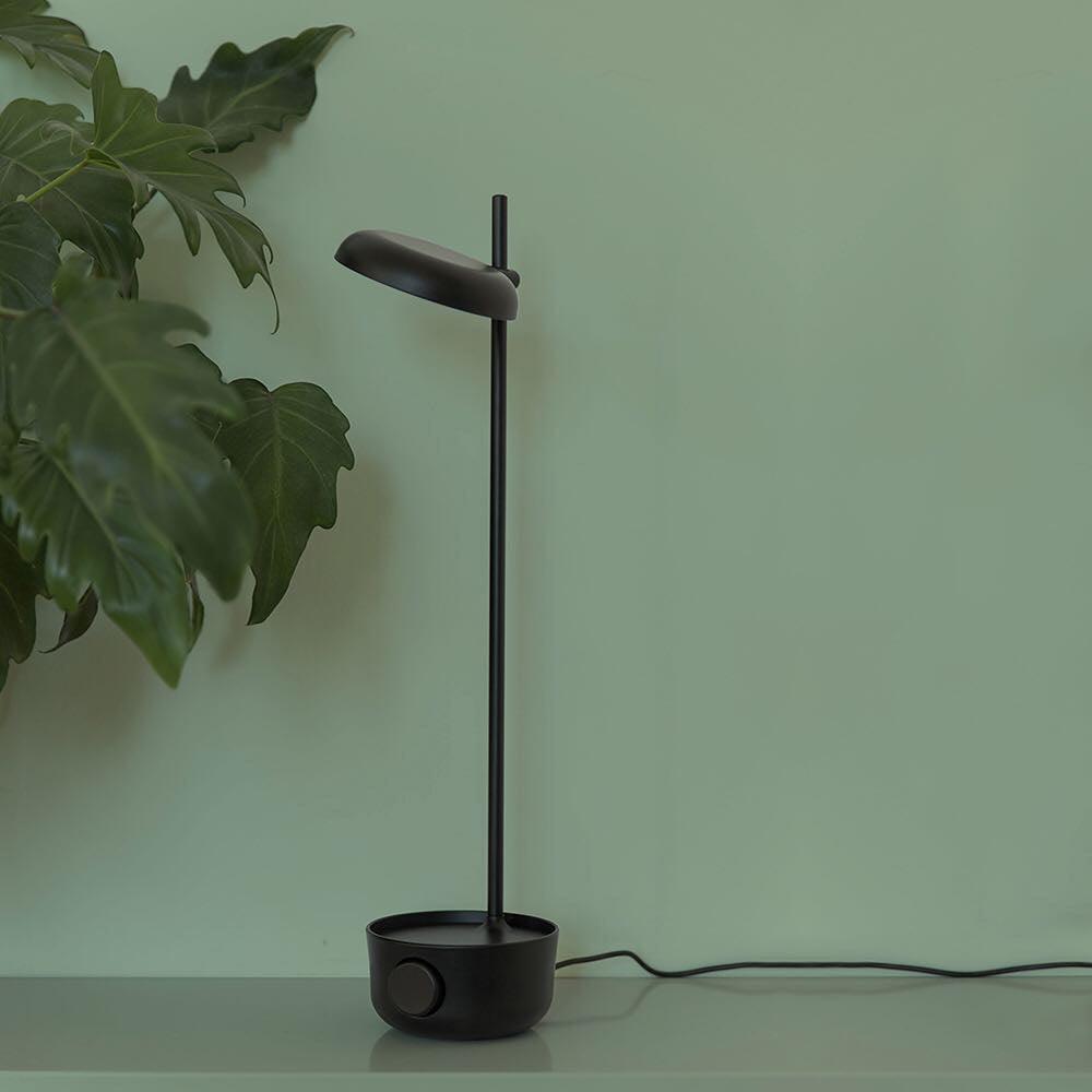 Focal LED Reading light table lamp