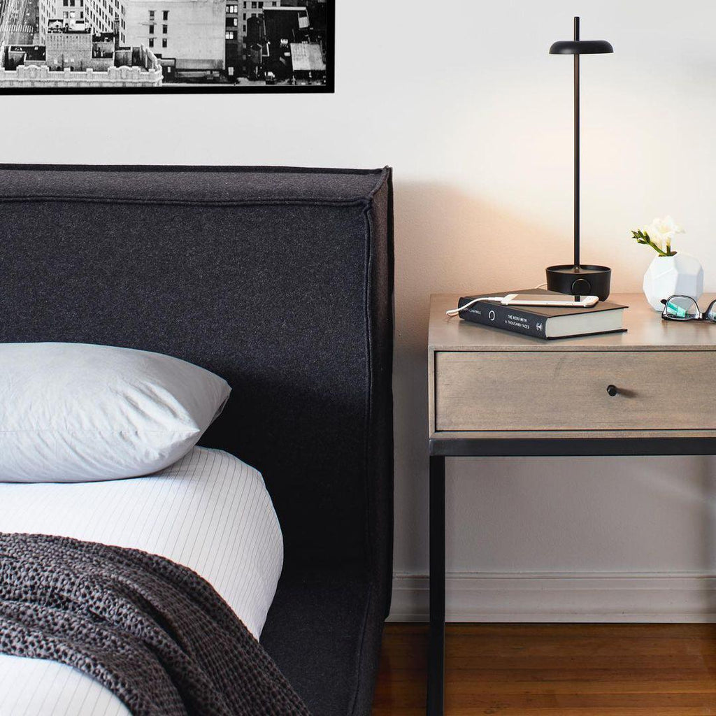 Focal LED Reading light table lamp