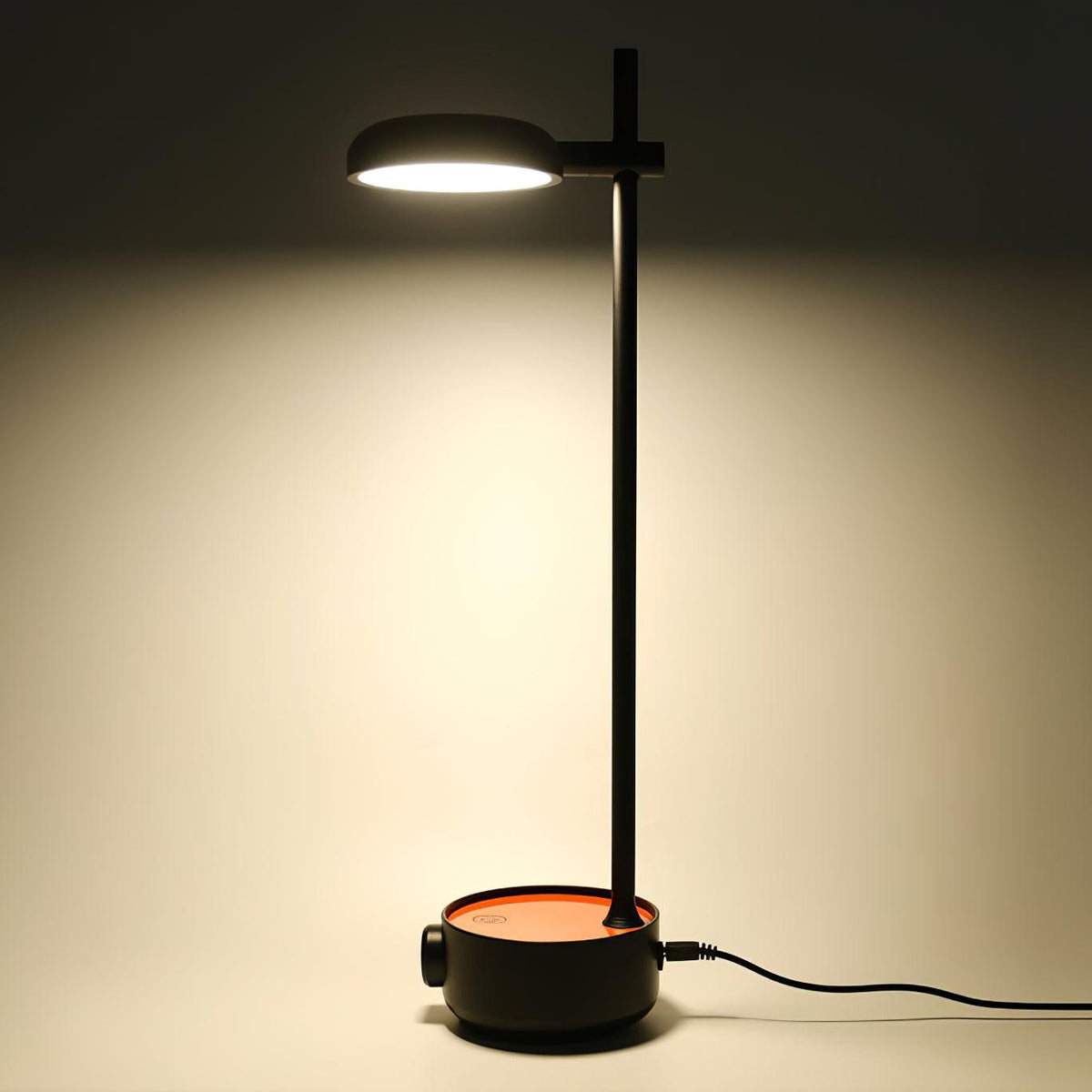 Focal LED Reading light table lamp