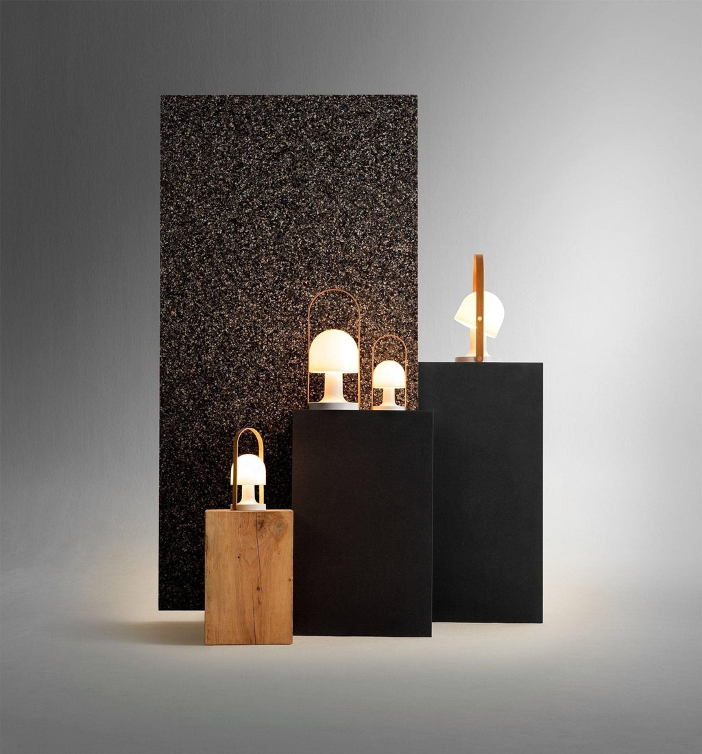 Portable Glass Charging Table Lamp ∅ 8.3″ x H 20.9″ / Dia 21cm x H 53cm / White / Charge Table lamp