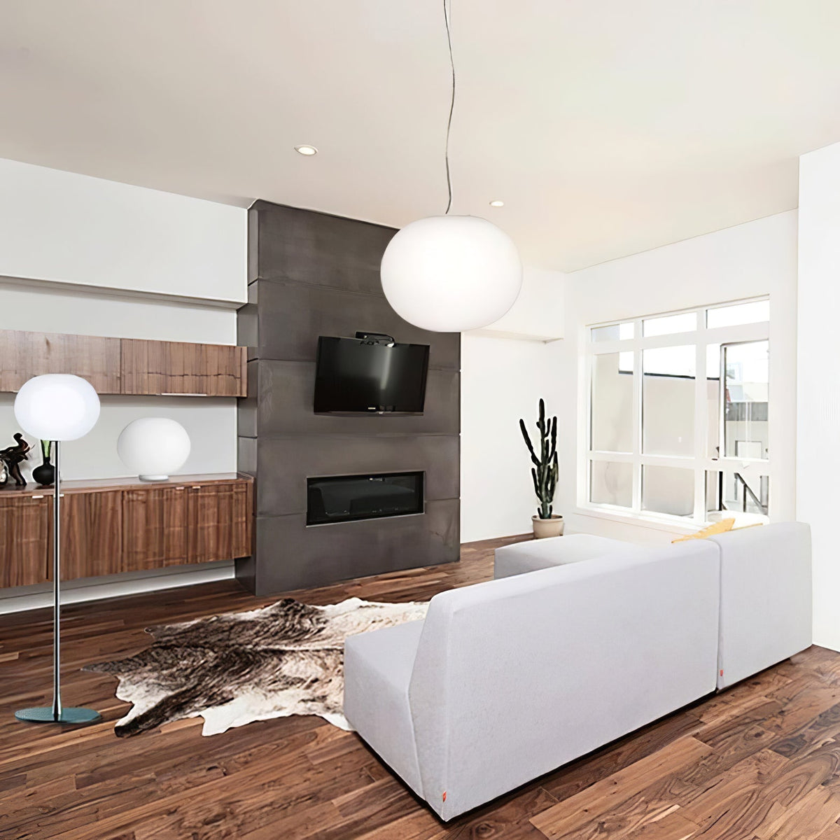 Globe Pendant Lamp