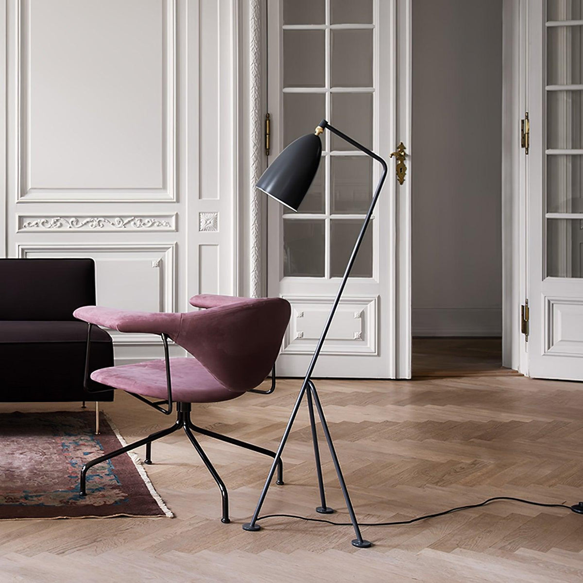Lean Floor Lamp