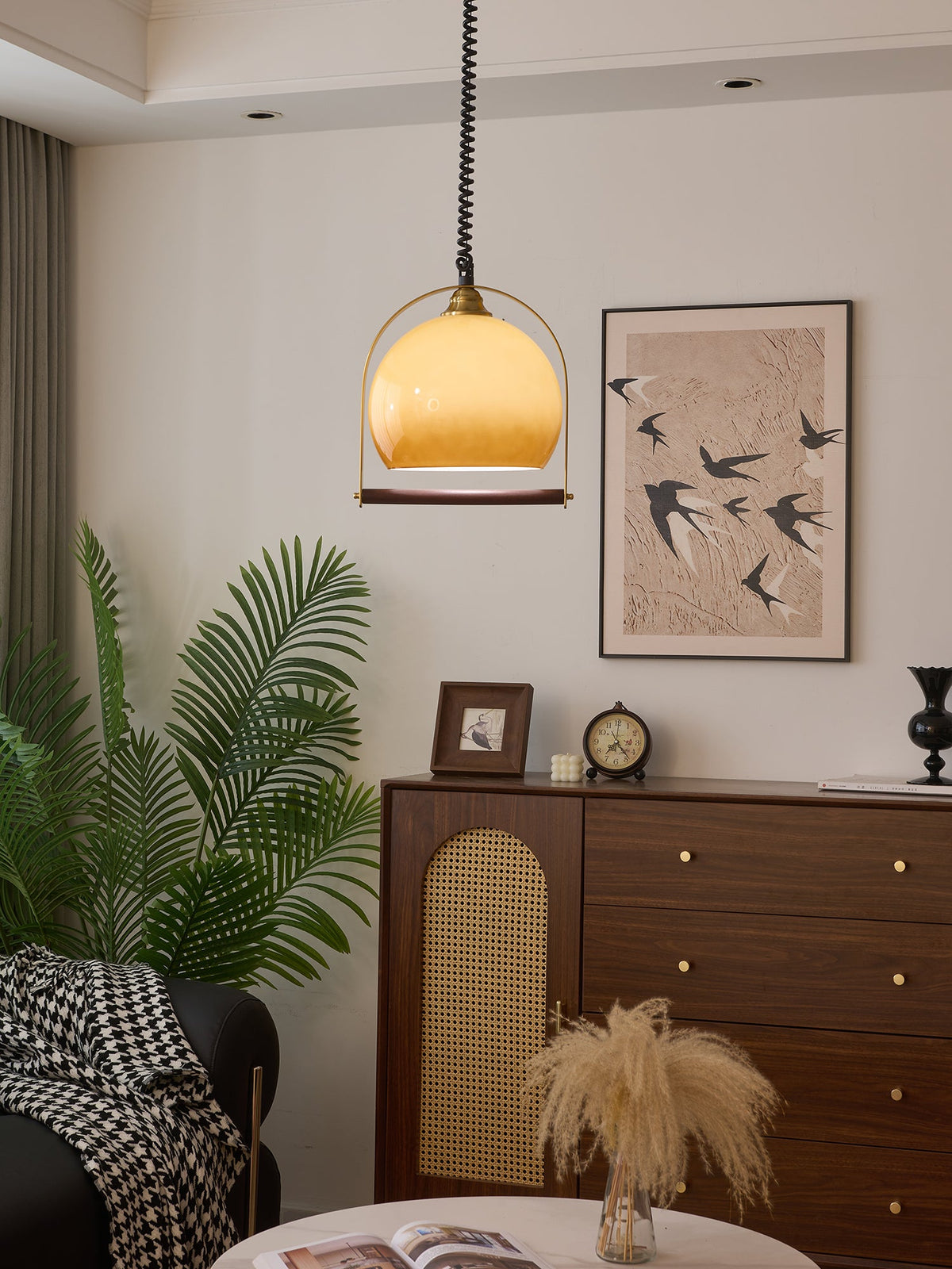 Halcyon Arch Pendant Light