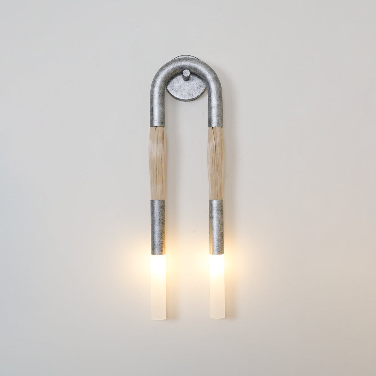 Horsehair Wall Lamp ? 6.3″ x H 25.6″ / Dia 16cm x H 65cm / Nickel / 1 Piece Wall lamp