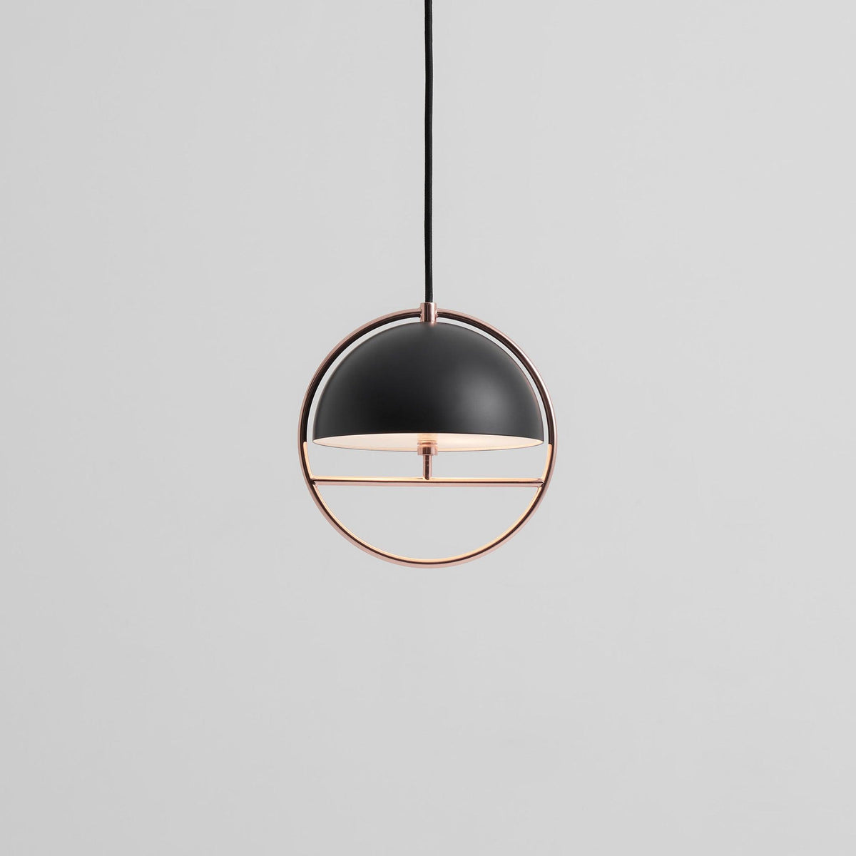 Huan Pendant Lamp ∅ 7.8″ x H 8.8″ / Dia 20cm x H 22.6cm / Rose Gold + Black Pendant light