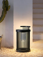 Hurricane Ruhlmann Outdoor Light ∅ 11.8″ x H 20.5″ / Dia 30cm x H 52cm / Black / Solar power storage Table lamp